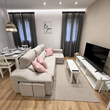 Apartamenticos Plaza Las Armas III Zaragoza Exterior photo
